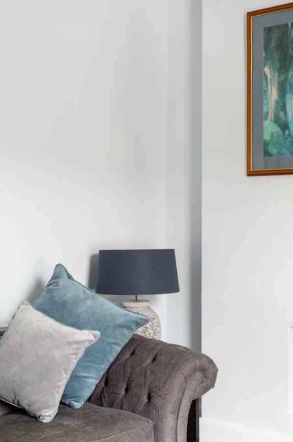 Beautiful Two Bed Mumbles Flat - With Parking Space Eksteriør bilde