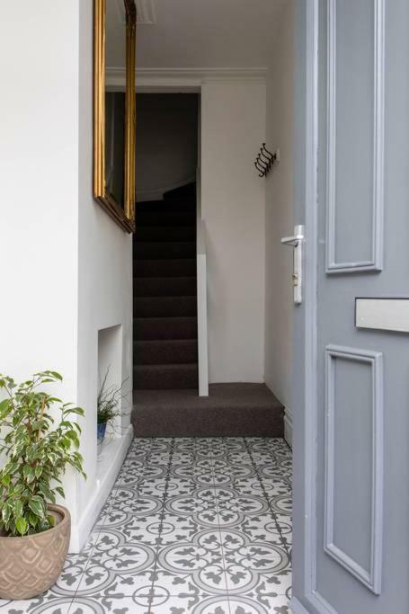 Beautiful Two Bed Mumbles Flat - With Parking Space Eksteriør bilde